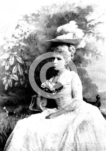 Lady Wolseley's costume ball at the Royal Hospital, Dublin, 1895. Creator: Lafayette.