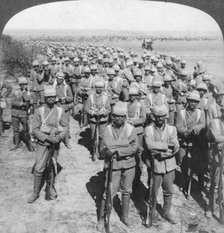 The Guards Brigade on the march to Kroonstadt, South Africa, Boer War, 1900.  Artist: Underwood & Underwood