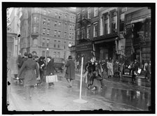 Street scene near G Street, Washington, D.C., between 1913 and 1918. Creator: Harris & Ewing.