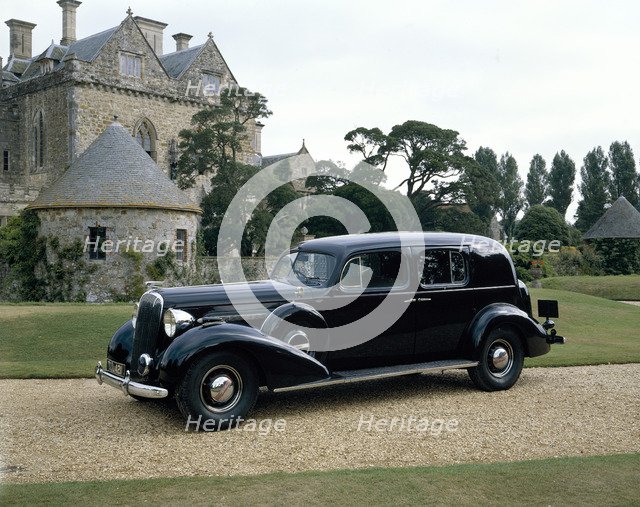 A 1936 Buick 37.8hp limousine. Artist: Unknown
