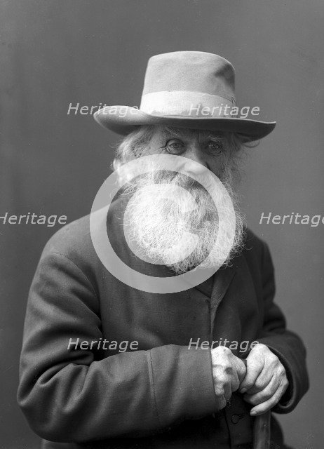 A bearded old man wearing a hat, Landskrona, Sweden, 1910. Artist: Unknown