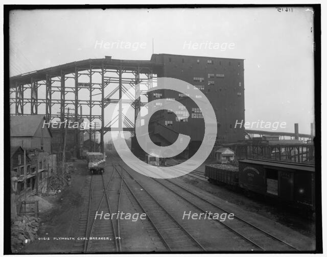 Plymouth coal breaker, Pa., between 1890 and 1901. Creator: Unknown.