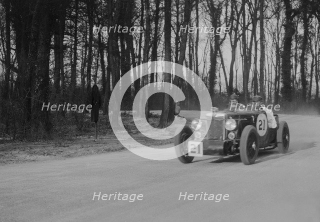 Ron Horton's MG Magnette K3 at Coppice Corner, Donington Park, Leicestershire, 1933. Artist: Bill Brunell.