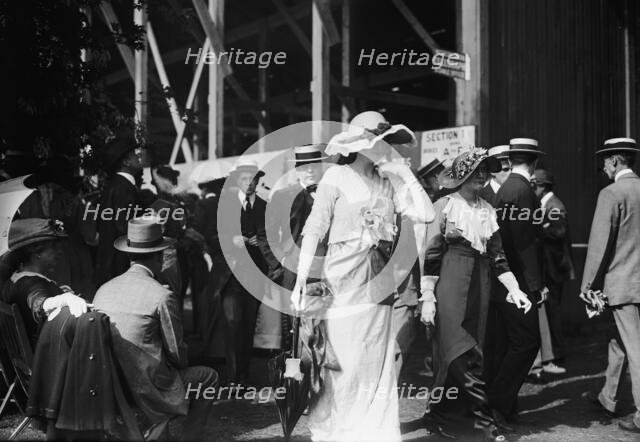 Mrs. J.B. Eustis, between c1910 and c1915. Creator: Bain News Service.