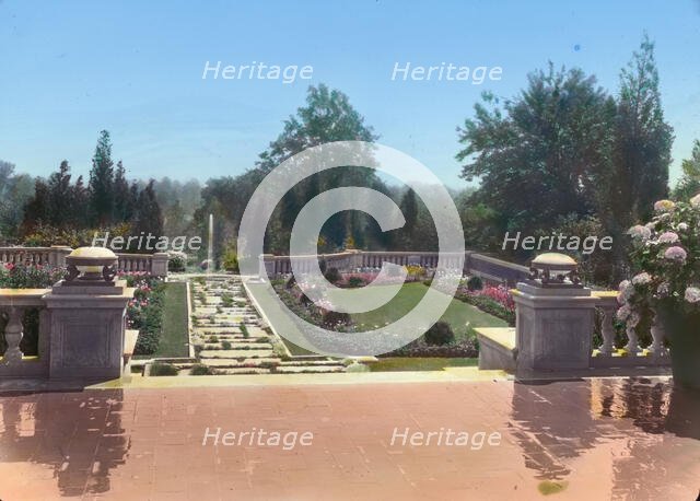 "Waveny," Lewis Henry Lapham house, 677 South Avenue, New Caanan, Connecticut, c1915. Creator: Frances Benjamin Johnston.