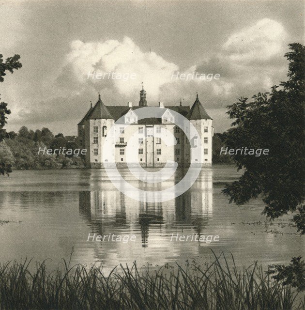 'Flensburg (Schlewsig) - Schloss Glucksburg', 1931. Artist: Kurt Hielscher.