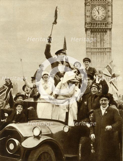 Armistice Day, London, 11 November 1918, (1935). Creator: Unknown.