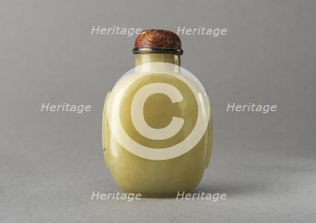 Jade snuff bottle, China, Qing dynasty, 1644-1911. Creator: Unknown.