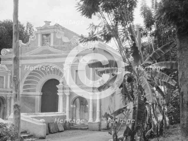 Travel views of Cuba and Guatemala, between 1899 and 1926. Creator: Arnold Genthe.