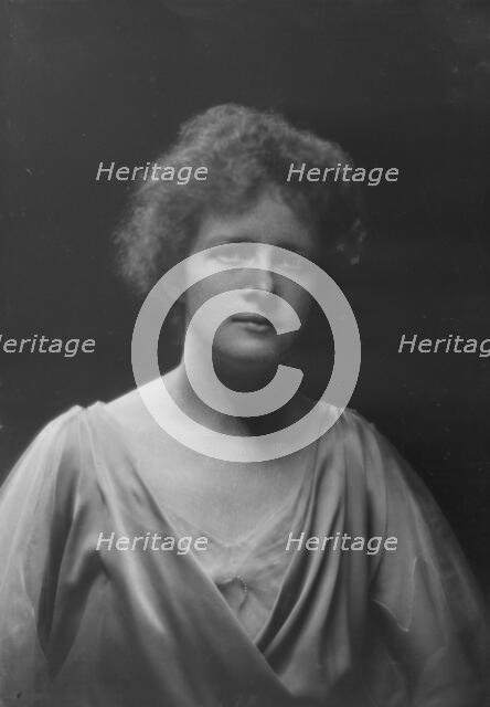 Frick, Helen, Miss, portrait photograph, 1917 Oct. 30. Creator: Arnold Genthe.