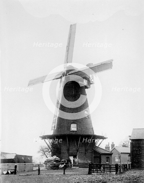 Rayleigh windmill, Essex, 1907. Artist: HES Simmons