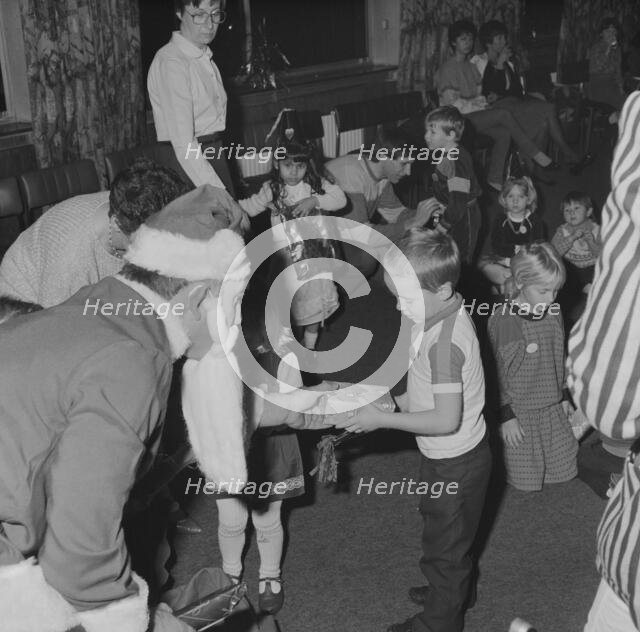 John Laing and Son Limited, Page Street, Mill Hill, Barnet, London, 13/12/1986. Creator: John Laing plc.