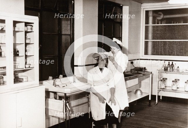 Duncan’s surgery, Edinburgh, Scotland, 1956. Artist: Unknown