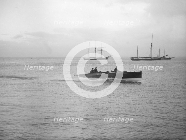 Hydroplane under way, 1913. Creator: Kirk & Sons of Cowes.