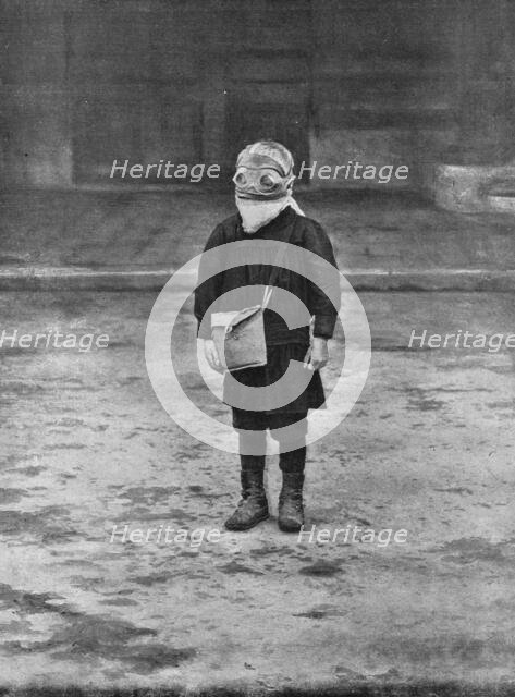'Un petit ecolier de Reims; comment, dans une ville ouverte, il faut proteger les enfants..., 1916. Creator: Unknown.