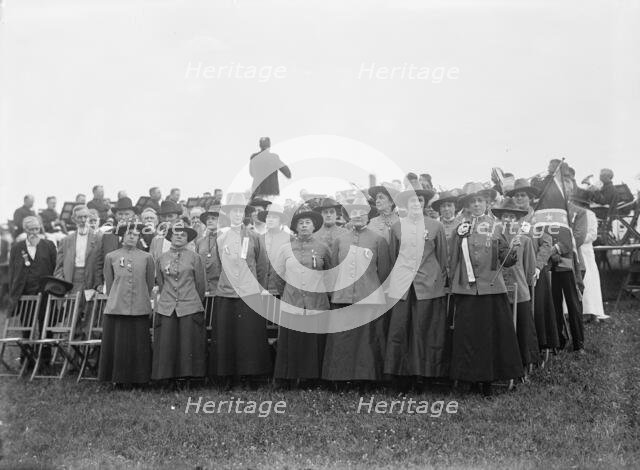Confederate Reunion - Mrs. Hampton Osborne And Singers, 1917. Creator: Harris & Ewing.