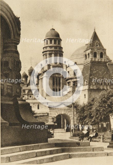 The Elias Gates, Moscow, USSR, 1920s. Artist: Unknown