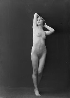 Miss Ernani Seibel, portrait photograph, 1919 June 21. Creator: Arnold Genthe.