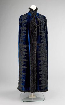 Evening cape, French, 1885-89. Creator: Emile Pingat.