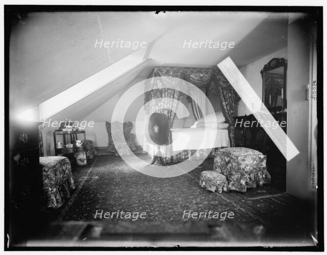 Mrs. Washington's bedroom, Mt. Vernon, c1902. Creator: Unknown.