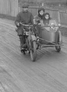 Bill Brunell riding a Clyno motorcycle and sidecar, c1920. Artist: Bill Brunell.
