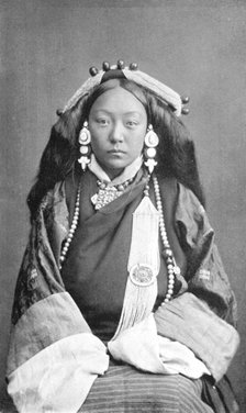 A Tibetan woman, c1910. Artist: Unknown