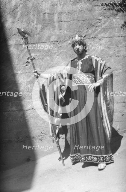 Theatrical production with Margaret Anglin and others, between 1910 and 1925. Creator: Arnold Genthe.
