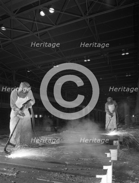 Steelworkers at Park Gate Iron and Steel Co, Rotherham, South Yorkshire, April 1964.  Artist: Michael Walters