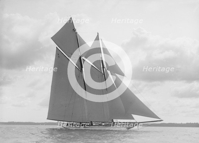 The handsome racing schooner 'Waterwitch', 1911. Creator: Kirk & Sons of Cowes.