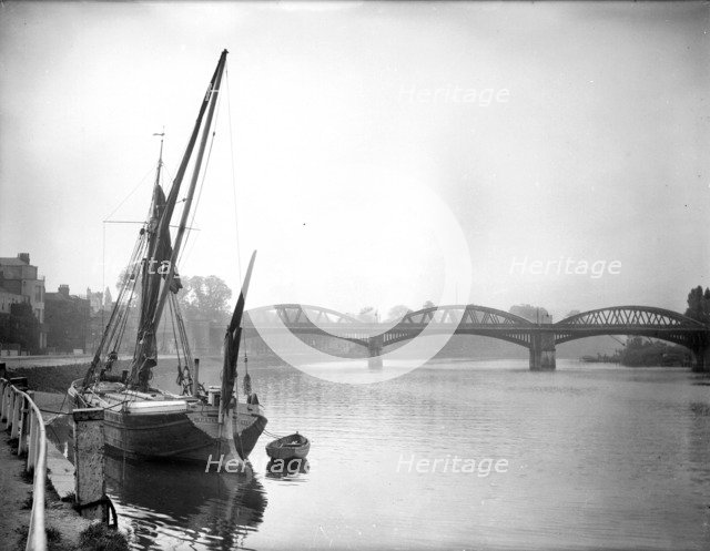Barnes Railway Bridge, Richmond Upon Thames, London, c1860-c1922. Artist: Henry Taunt