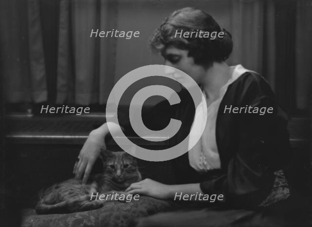 Bartlett, Eleanor, Miss, with Buzzer the cat, portrait photograph, 1914 Apr. 4. Creator: Arnold Genthe.