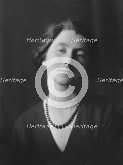 Mrs. Frederick Childs, portrait photograph, 1918 Feb. 28. Creator: Arnold Genthe.