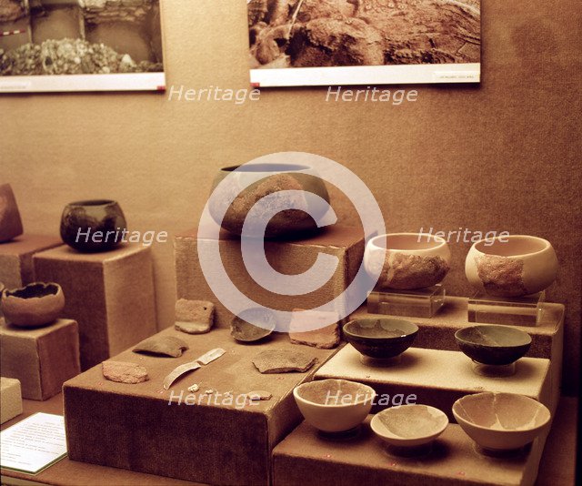 Grave goods found in the excavation of the town of Los Millares, Santa Fe de Mondújar, Almería: c…