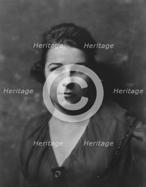 Smith, F., Miss, portrait photograph, 1917 Mar. 27. Creator: Arnold Genthe.