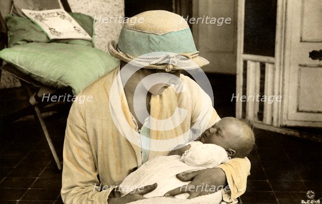 Gladys Cooper (1888-1971), English actress, early 20th century.Artist: Rotary Photo