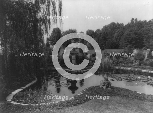 Katonah, Westchester County, New York, 1921.  Creator: Frances Benjamin Johnston.