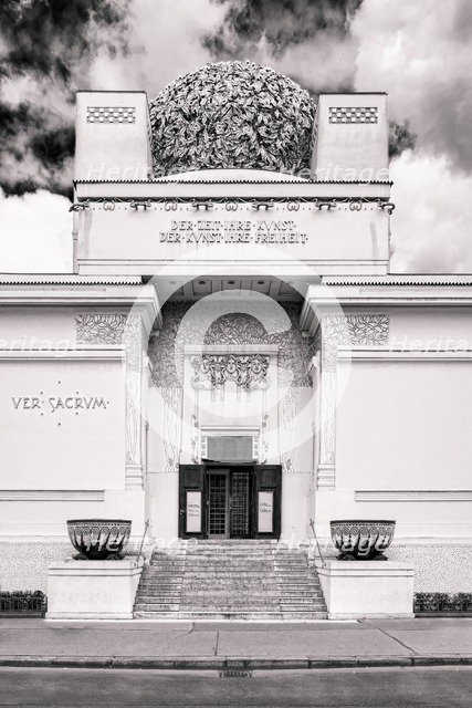 Wiener Secessionsgebäude - The Secession building, Vienna Austria, 2015.  Artist: Alan John Ainsworth.