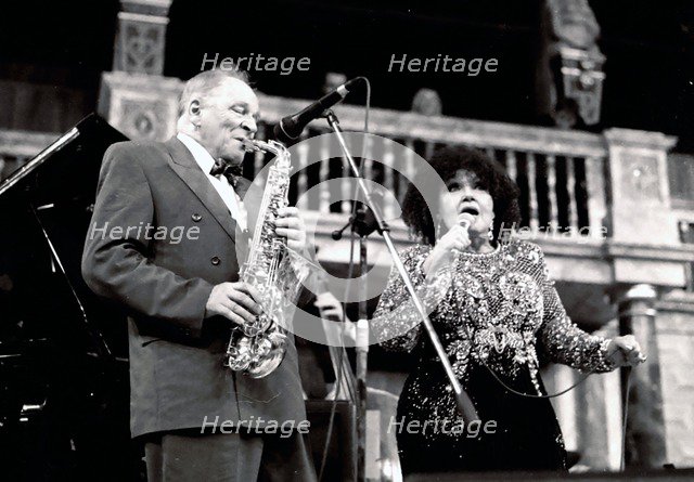 John Dankworth and Cleo Laine, The Globe, London., 2000. Artist: Brian O'Connor
