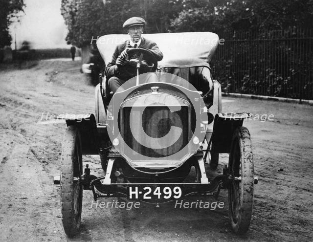 1907 Thornycroft TT, driver Tom Thornycroft. Creator: Unknown.