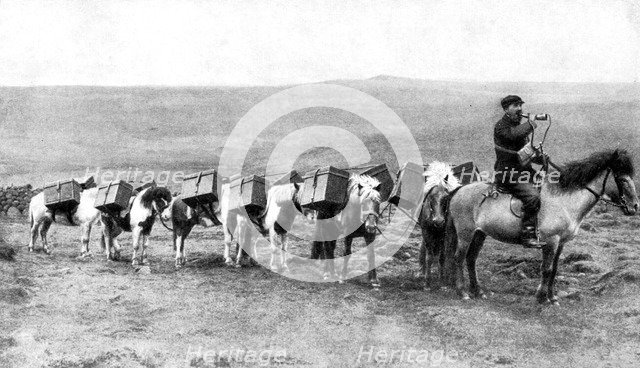A mail caravan crossing the Icelandic plains, Iceland, 1922. Artist: Unknown