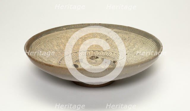 Bowl with Chrysanthemum Flower Heads, Korea, Joeson dynasty (1392-1910), 15th century. Creator: Unknown.