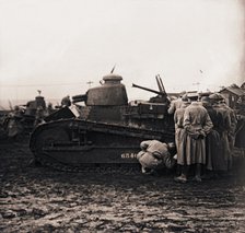 Small tank, c1914-c1918. Artist: Unknown.