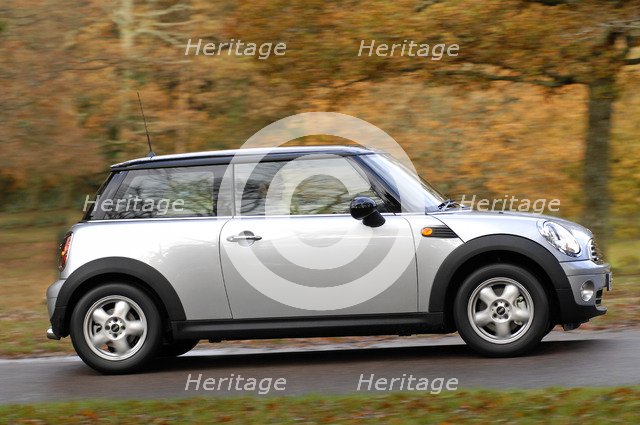 2006 Mini Cooper Artist: Unknown.