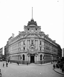 London and South Western Bank, corner of Gracechurch and Fenchurch Streets, London, 1912. Artist: Bedford Lemere and Company