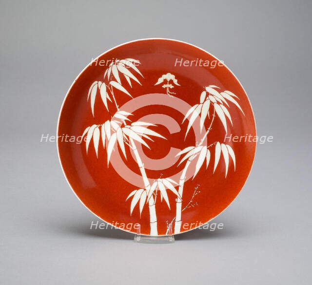 Dish with Bamboos and Bat, Qing dynasty (1644-1911), Daoquang period (1821-1850). Creator: Unknown.