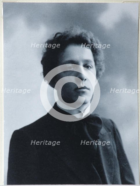 Portrait of the Poet Alexander Blok (1880-1921), 1907. Artist: Zdobnov, Dmitri Spiridonovich (End of 19th cen.)