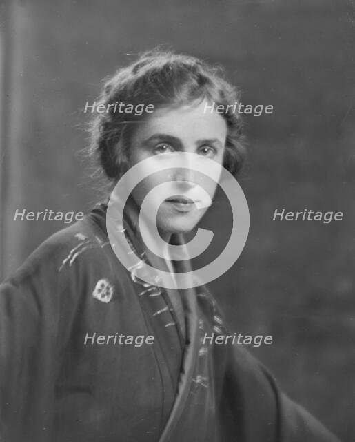 Mrs. Cassidy, portrait photograph, 1918 June 6. Creator: Arnold Genthe.