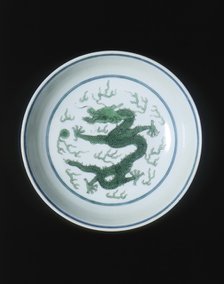 Green imperial dragon dish, Jiaqing period, Qing dynasty, China, 1796-1820. Artist: Unknown