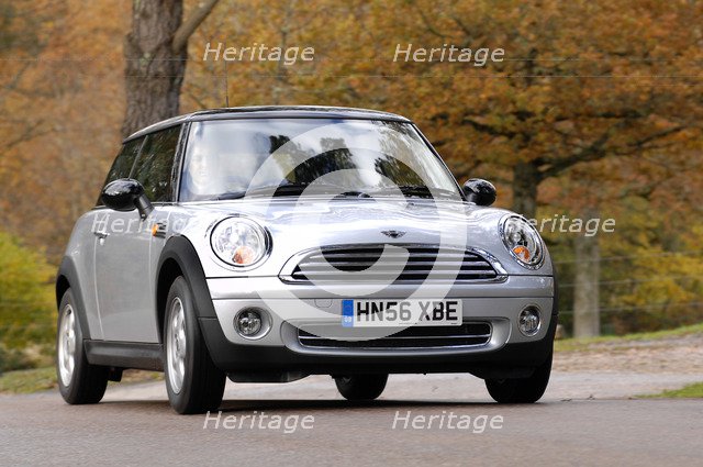2006 Mini Cooper Artist: Unknown.
