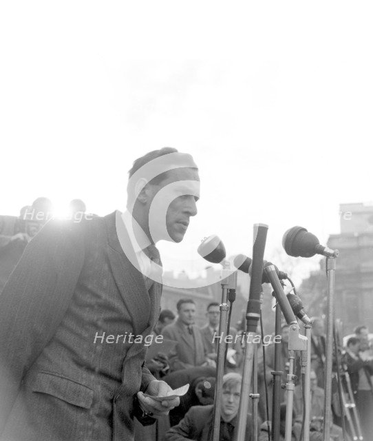Jeremy Thorpe, Liberal MP, at a Boycott South African Goods Rally, London, 28 Feb 1960. Artist: Henry Grant